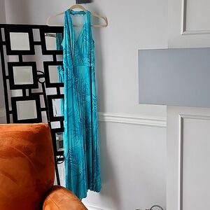 Beautiful Sleeveless Maxi Dress